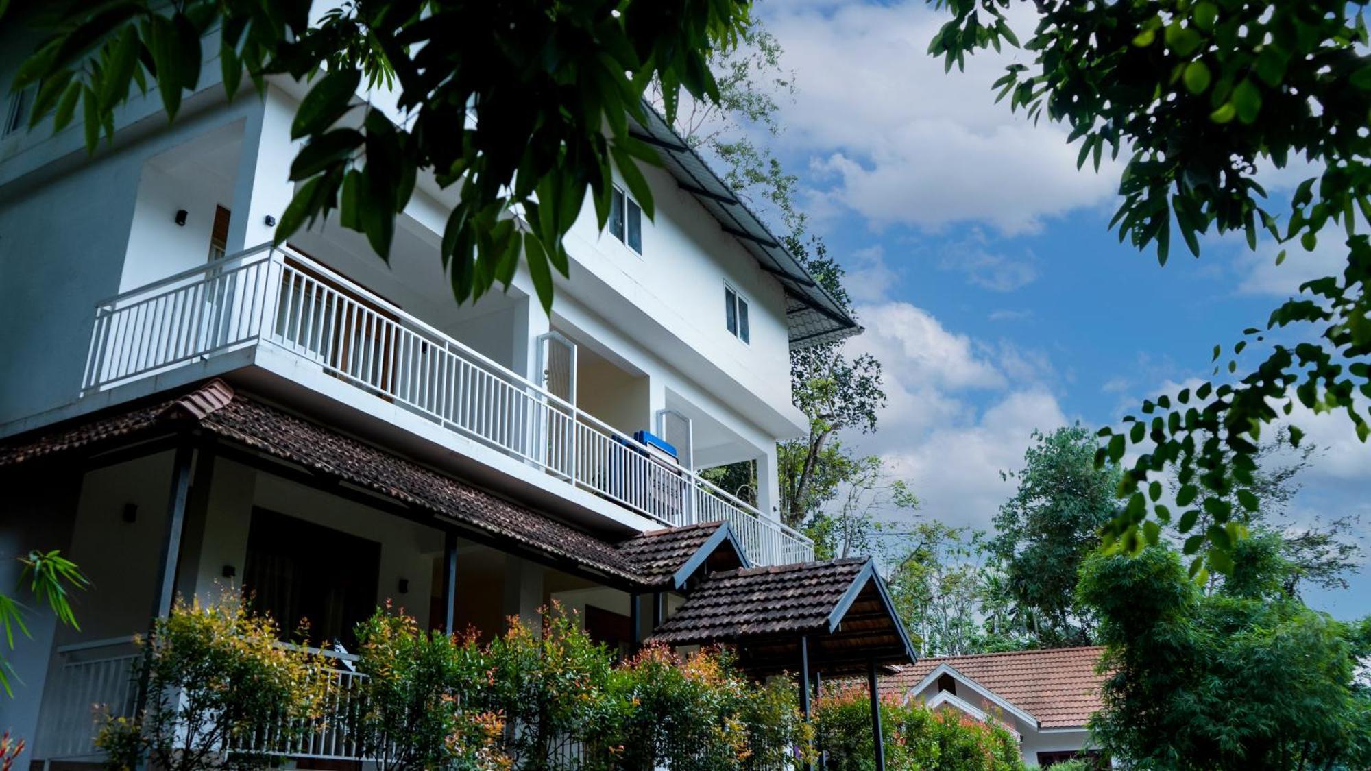 Vythiri Holiday Resort, Wayanad Εξωτερικό φωτογραφία
