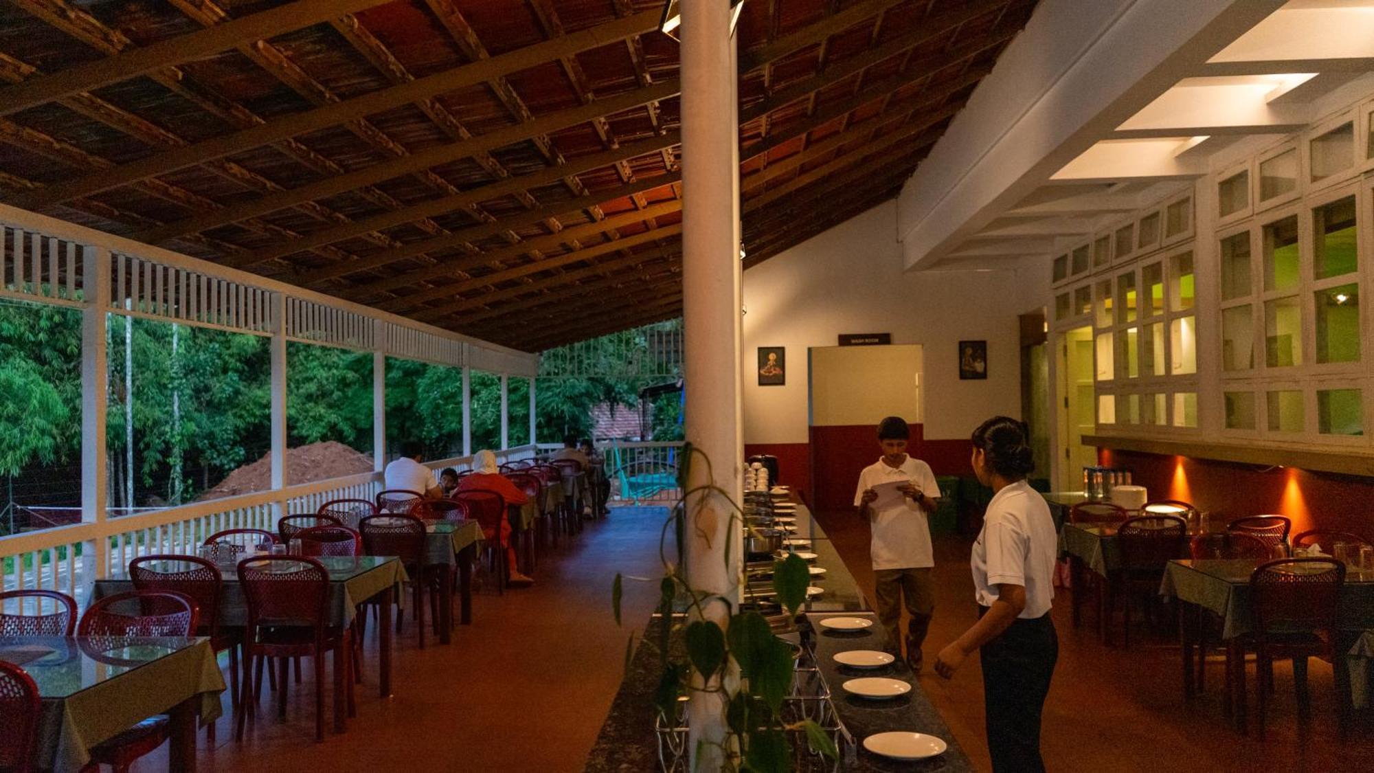 Vythiri Holiday Resort, Wayanad Εξωτερικό φωτογραφία