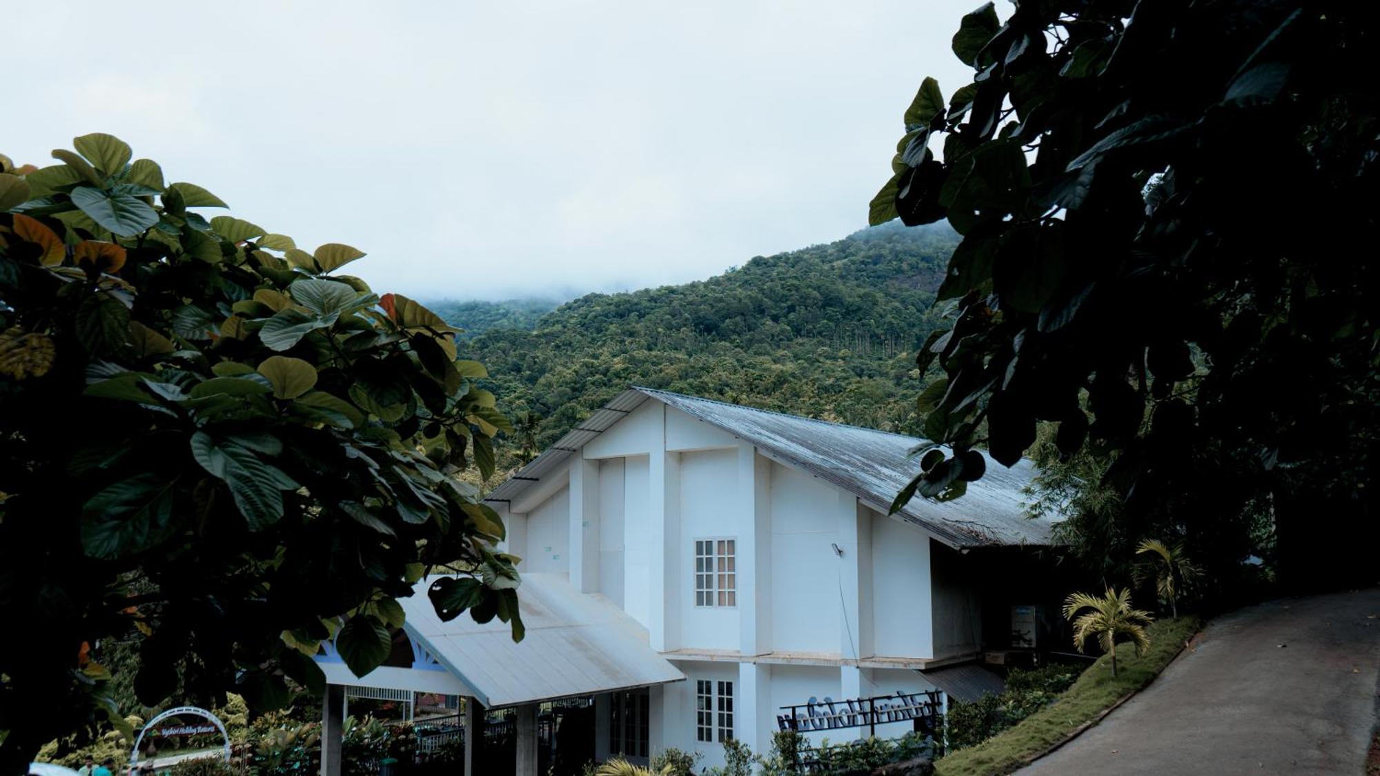 Vythiri Holiday Resort, Wayanad Εξωτερικό φωτογραφία
