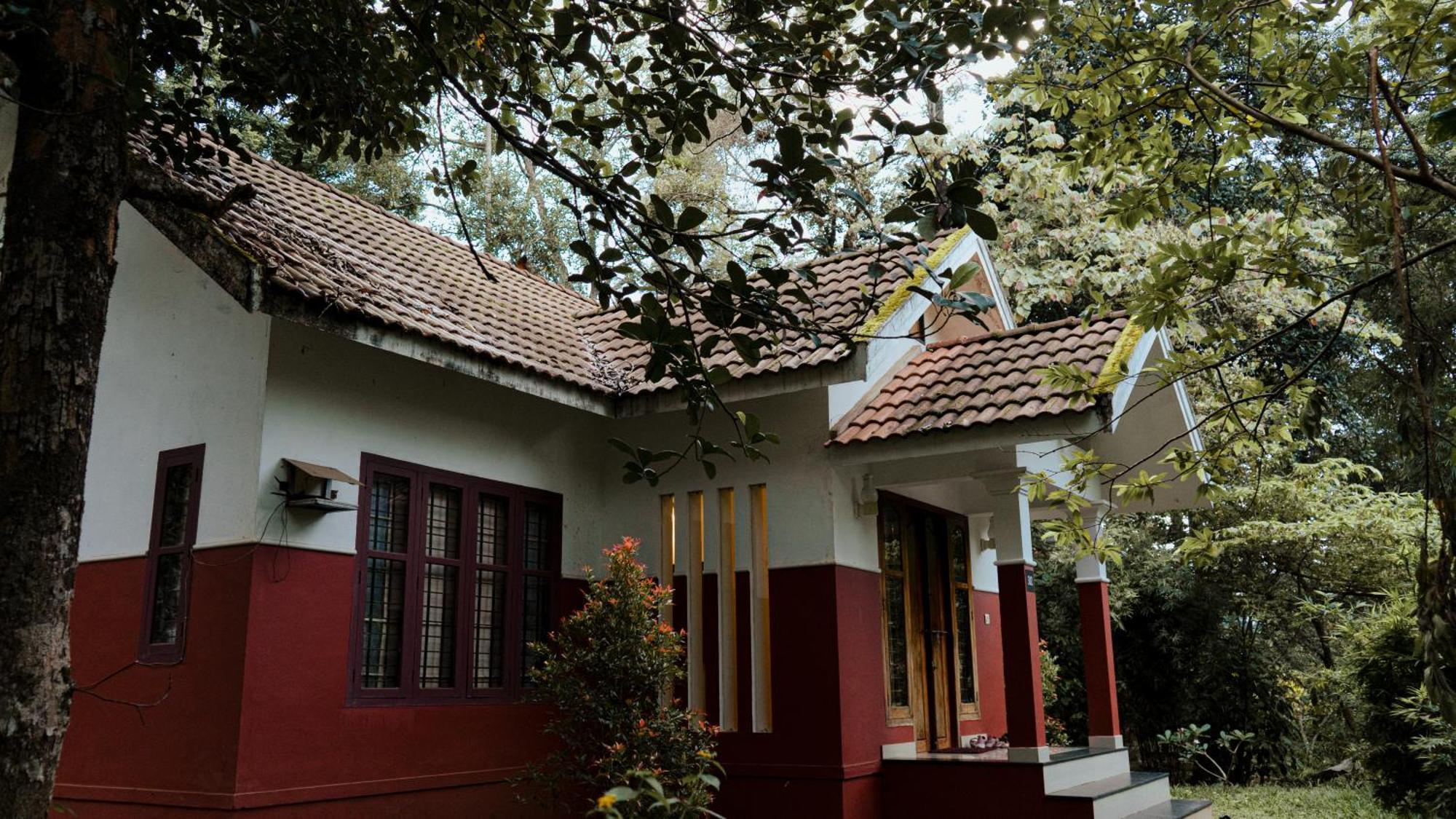 Vythiri Holiday Resort, Wayanad Εξωτερικό φωτογραφία