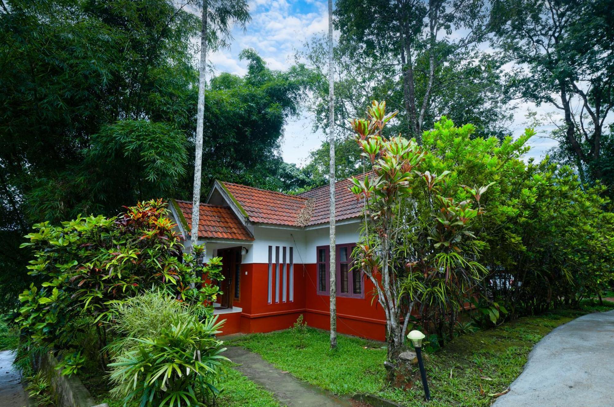 Vythiri Holiday Resort, Wayanad Εξωτερικό φωτογραφία